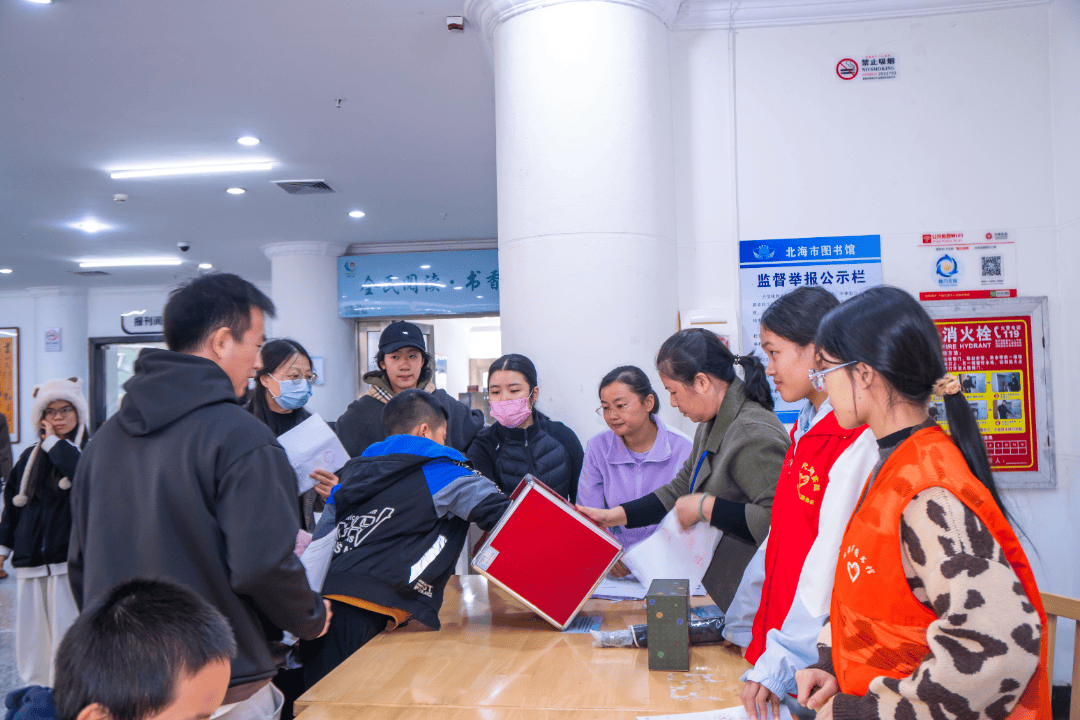 0周年暨《大众电影》创刊75周年系列阅读推广活动在市图书馆隆重举办麻将胡了试玩活动回顾丨书中光影・纸间岁月——庆祝中国电影诞生12(图5)