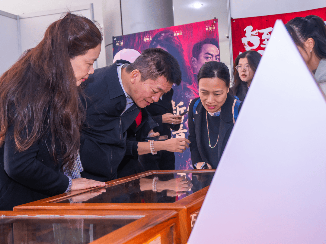 0周年暨《大众电影》创刊75周年系列阅读推广活动在市图书馆隆重举办麻将胡了试玩活动回顾丨书中光影・纸间岁月——庆祝中国电影诞生12(图10)